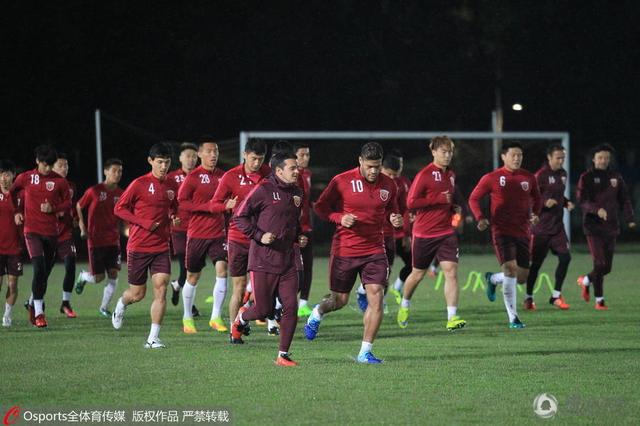 国产乱码精品一区二区三区中